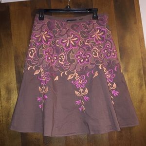Women’s Size 8 Knee Length Skirt